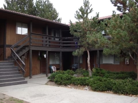 Yakima Apartment: 720 N. 5th Ave