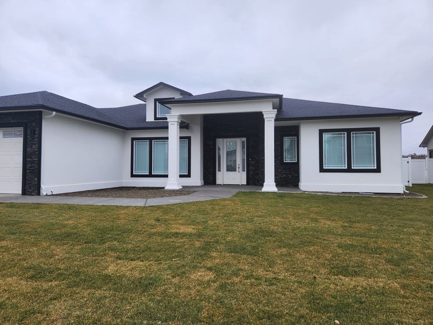 Yakima House: 2202 S. 96th Ave