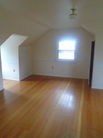 Yakima Apartment: 1013 S. 38th Ave