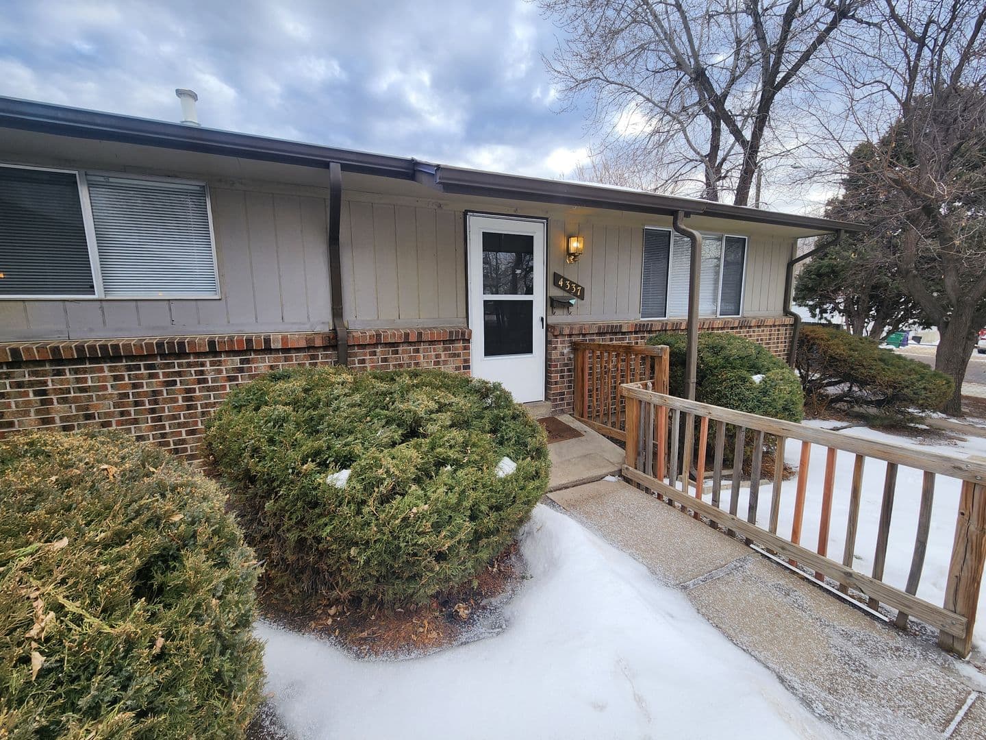 Denver Apartment: 4337/4339 W. Custer Pl.