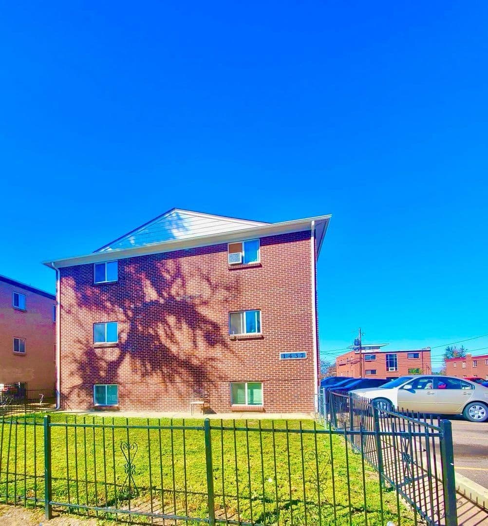 Aurora Apartment: 1437 North Moline Street