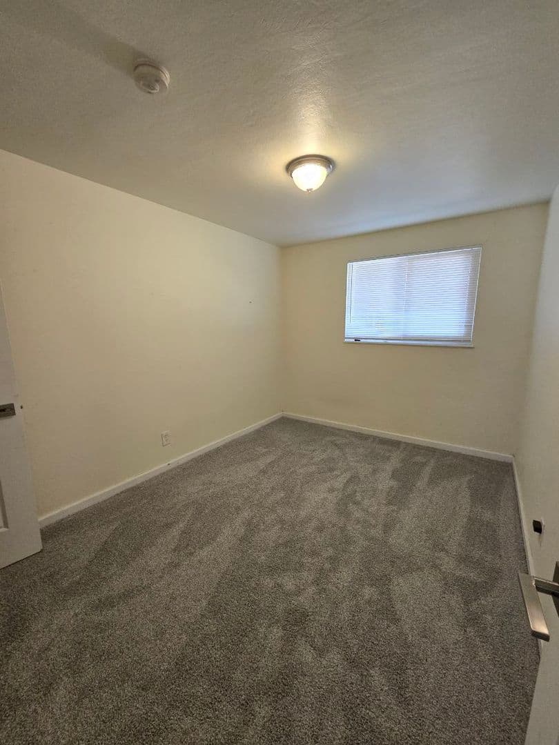 Aurora Apartment: 1159-1181 Akron Street