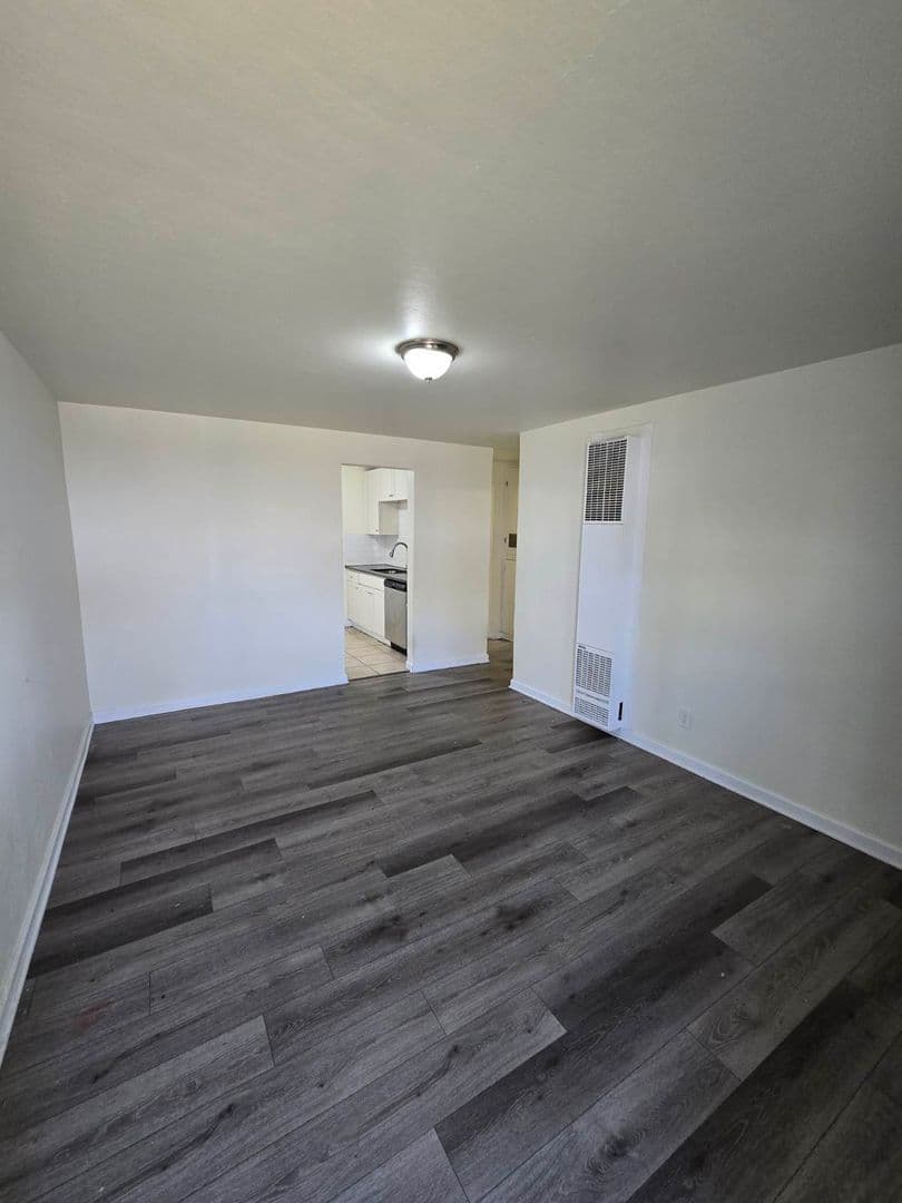 Aurora Apartment: 1159-1181 Akron Street