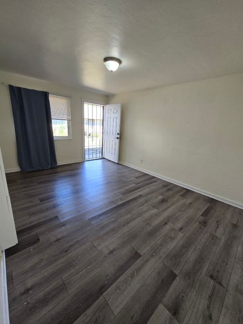 Aurora Apartment: 1159-1181 Akron Street