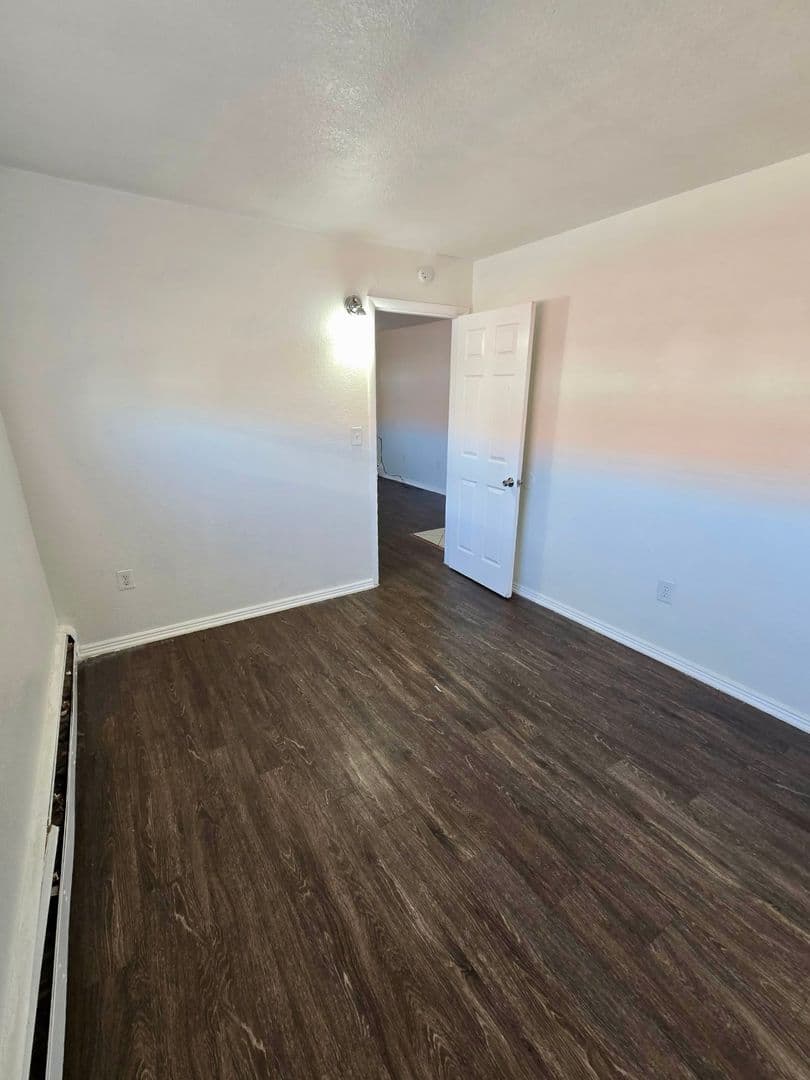 Aurora Apartment: 1434 Macon St