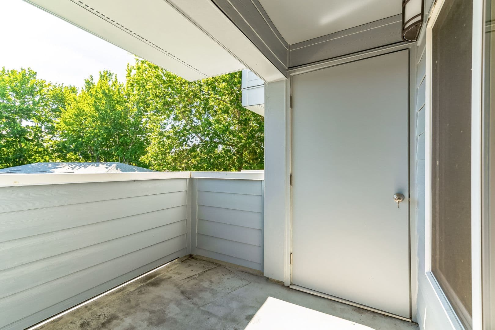Hillsboro House: 6046 SE Drake St #223