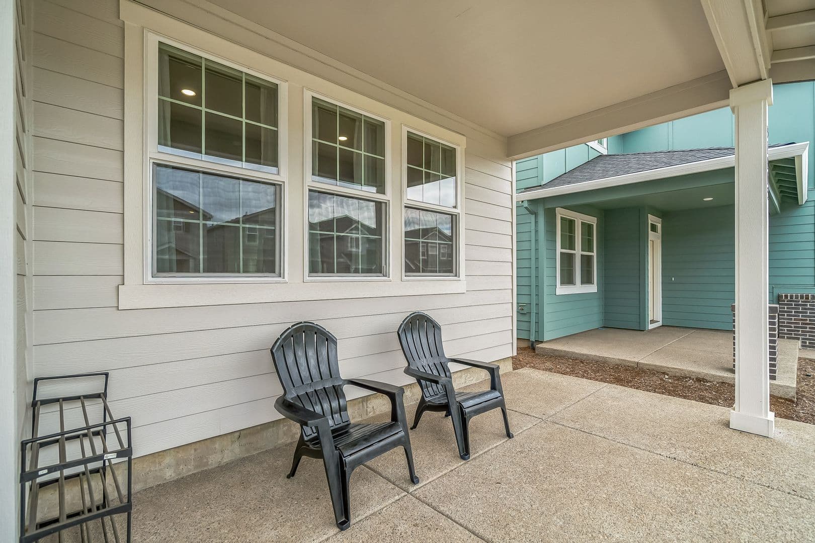 North Plains House: 31305 NW Turel Dr