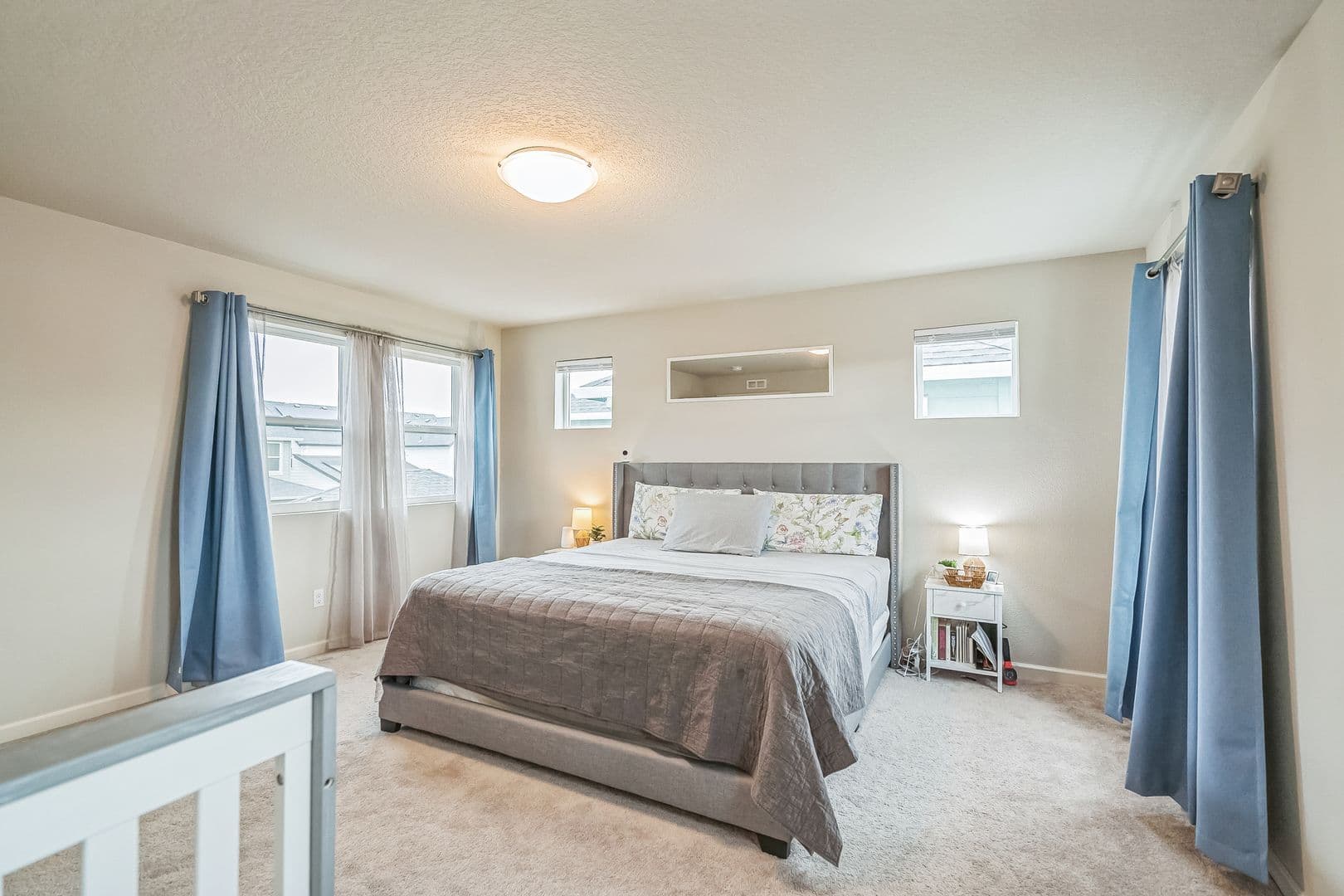 North Plains House: 31305 NW Turel Dr