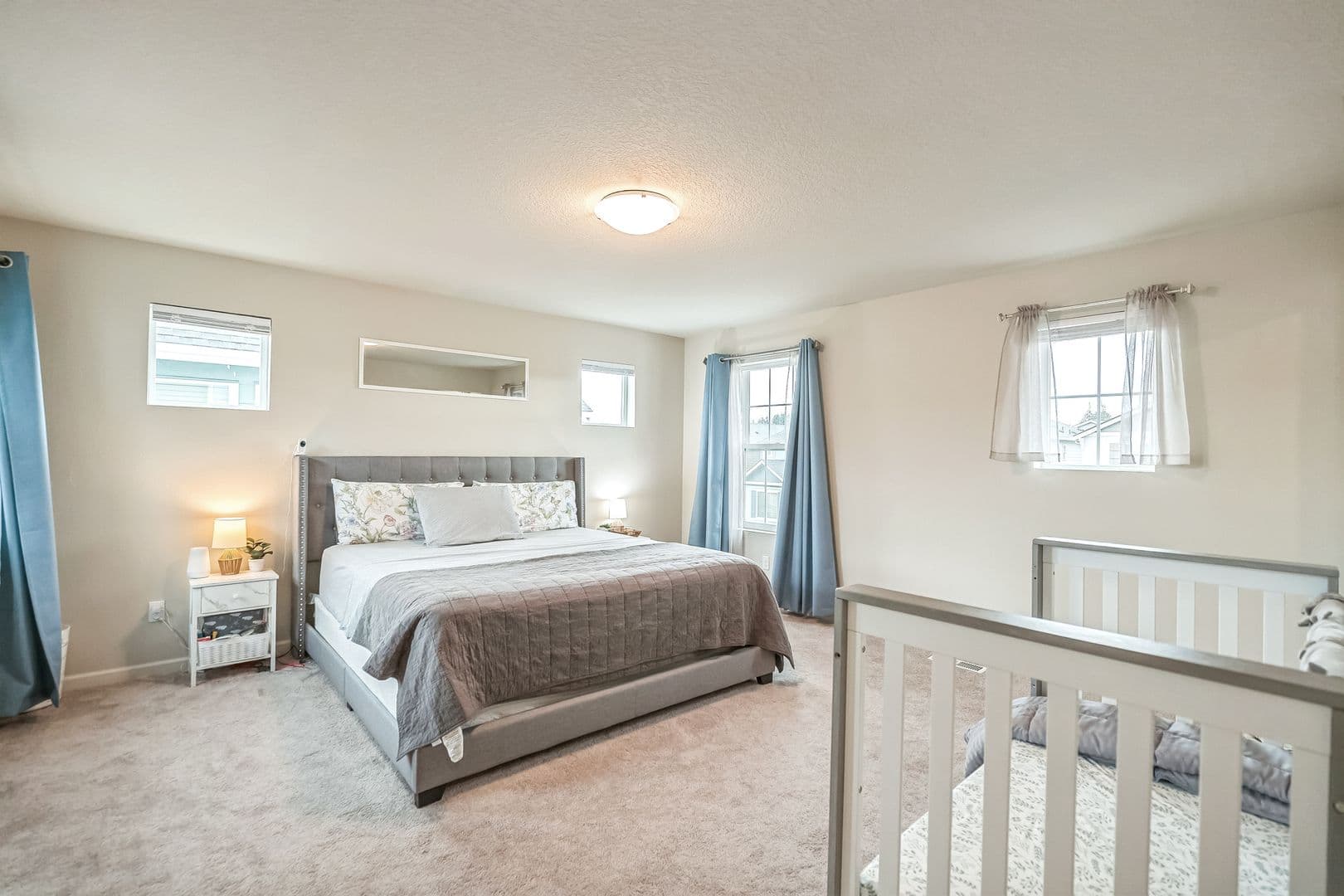 North Plains House: 31305 NW Turel Dr