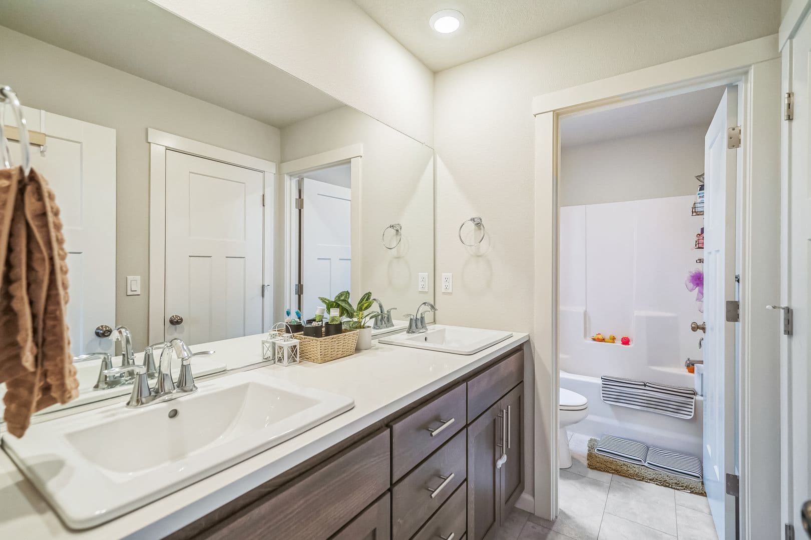 North Plains House: 31305 NW Turel Dr