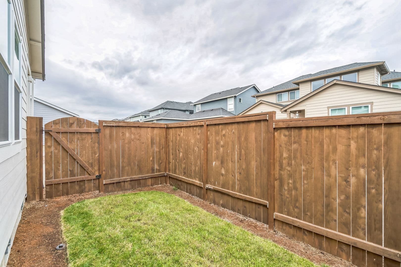 North Plains House: 31305 NW Turel Dr