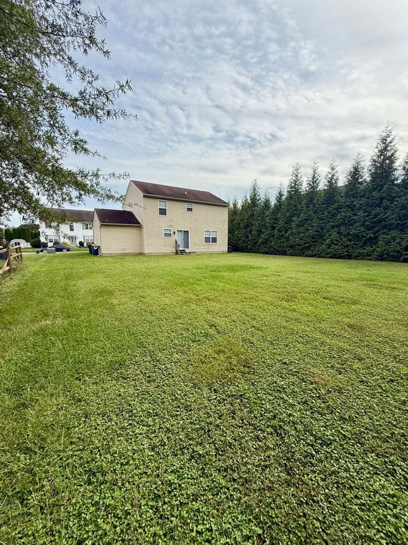 Clayton House: 235 Tracer Drive