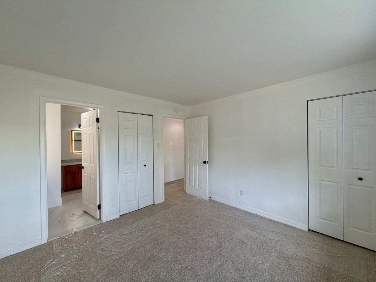 Newark Townhome: 605 Cobble Creek Curve