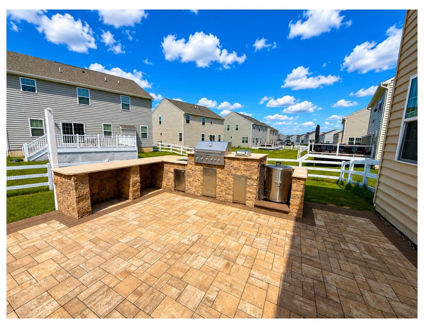 Middletown House: 805 Llanelli Drive