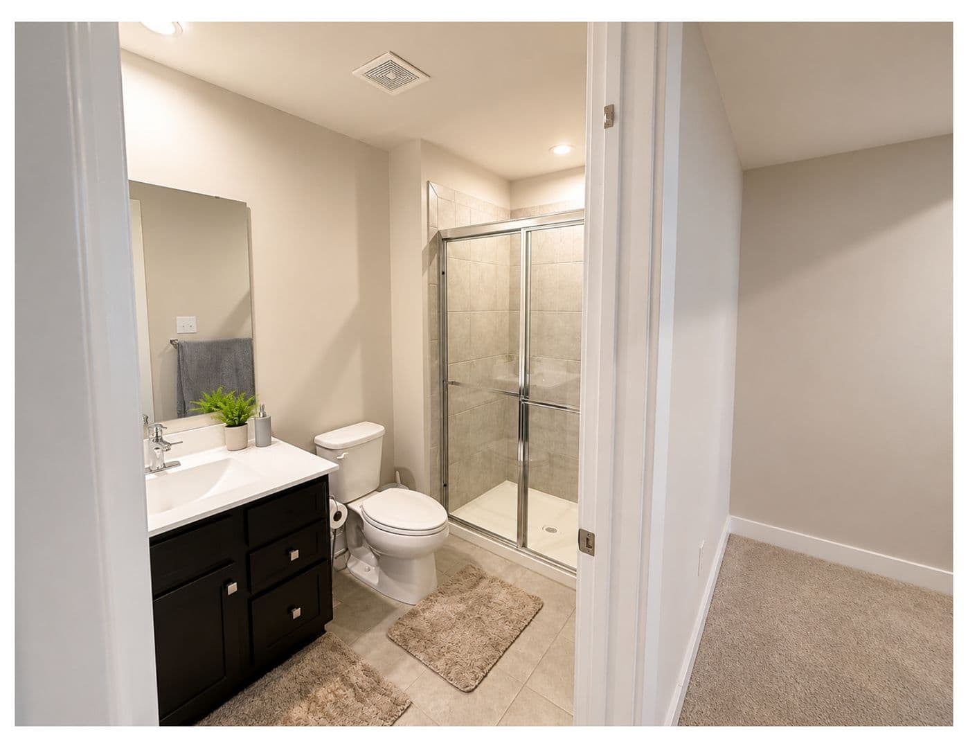 Middletown House: 805 Llanelli Drive