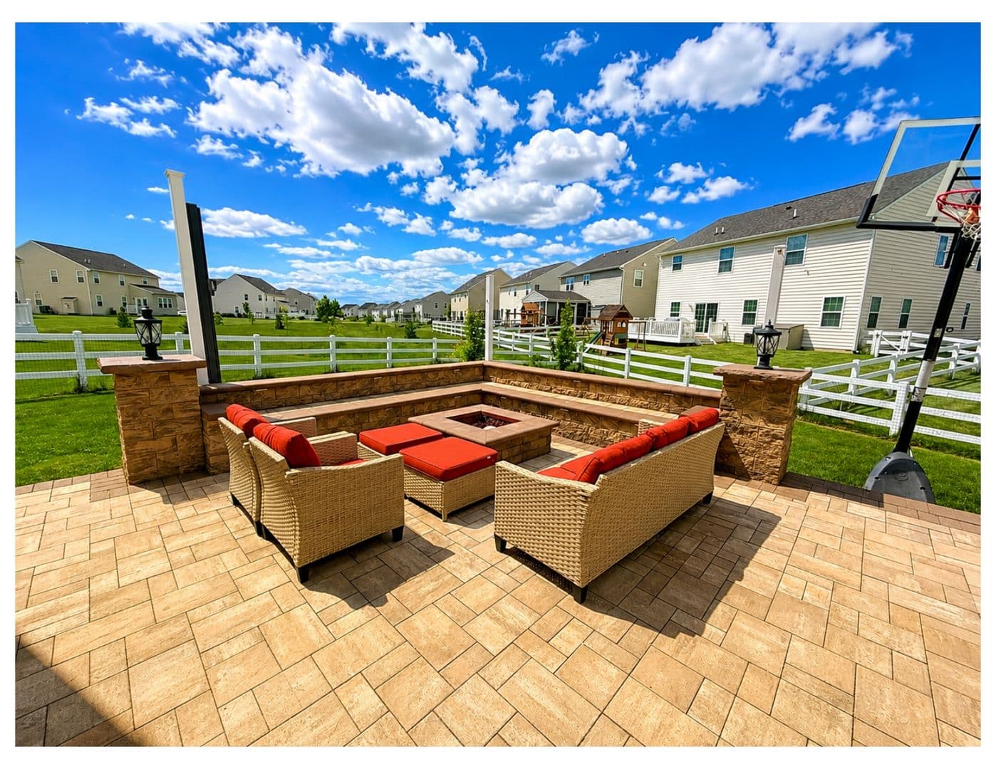 Middletown House: 805 Llanelli Drive