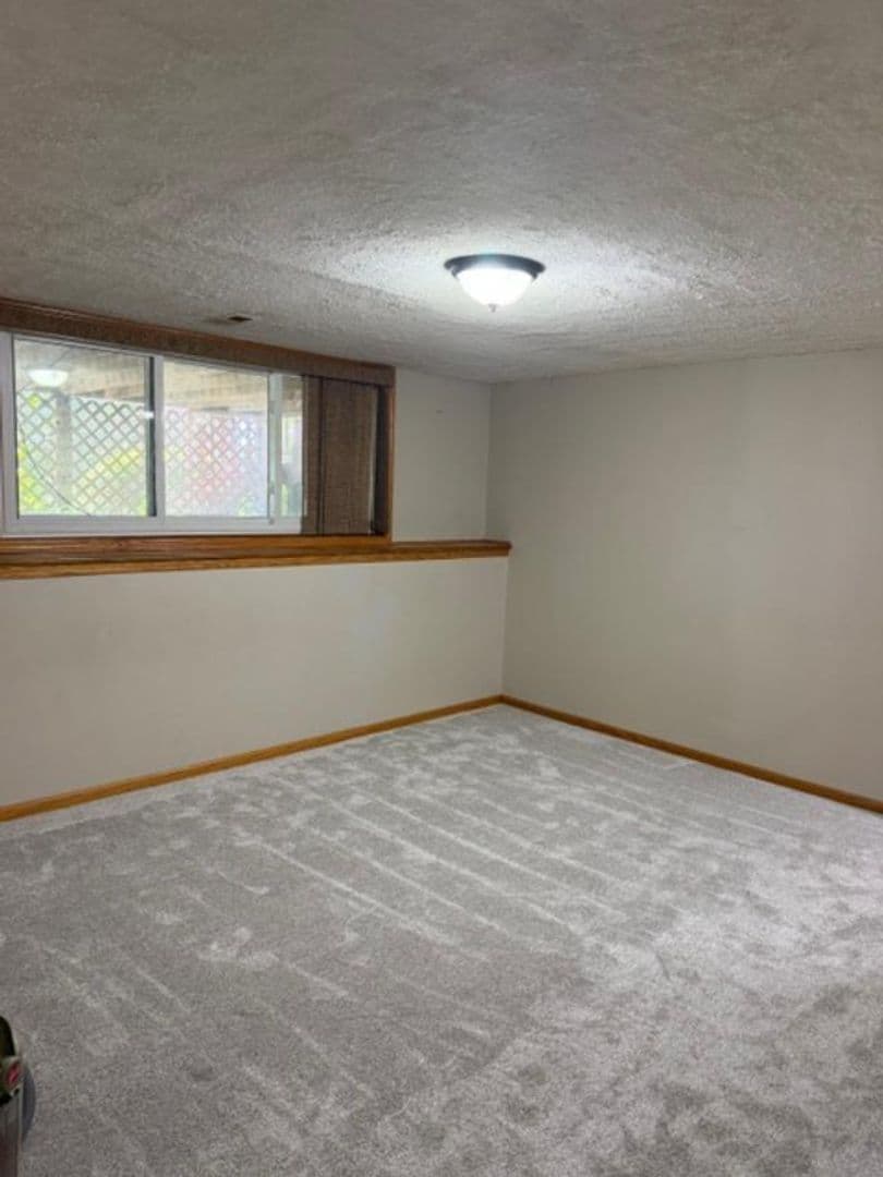 Shakopee House: 1301 Polk Street S