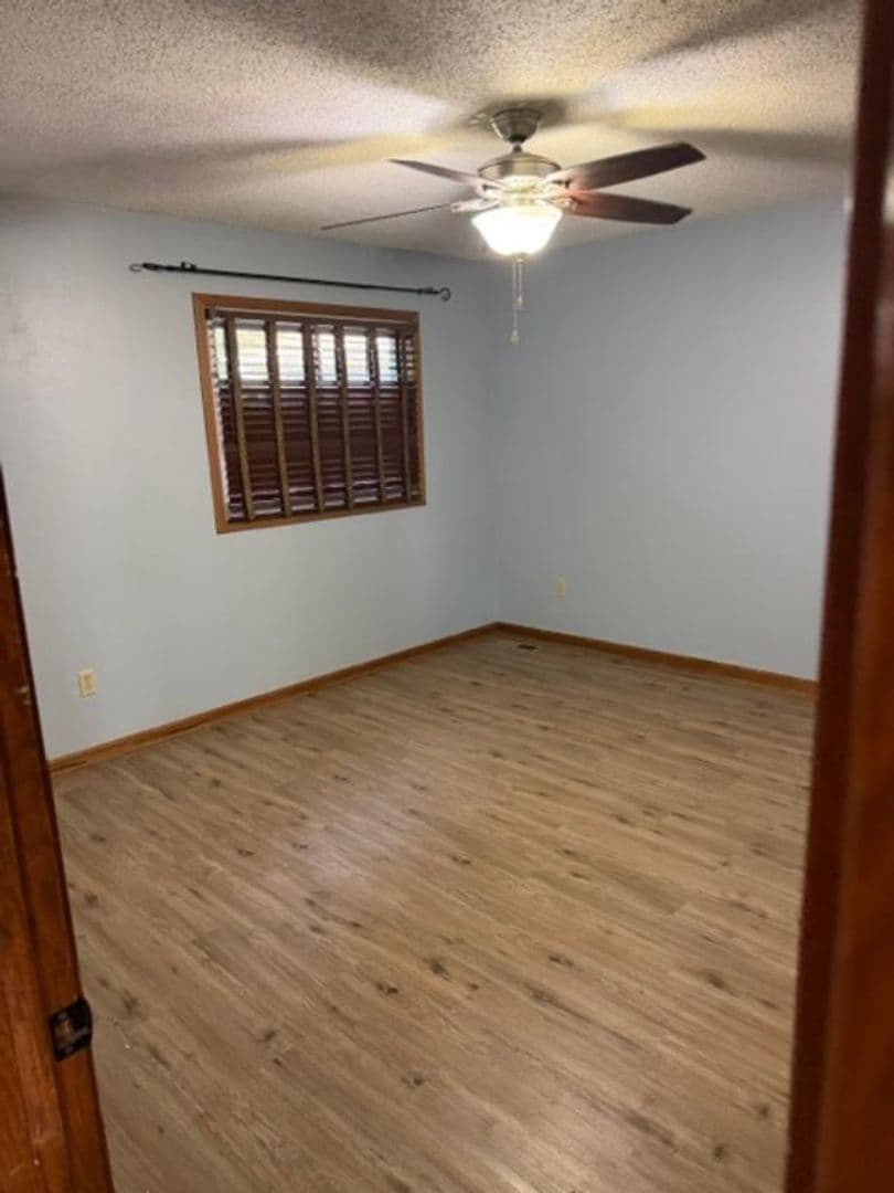 Shakopee House: 1301 Polk Street S