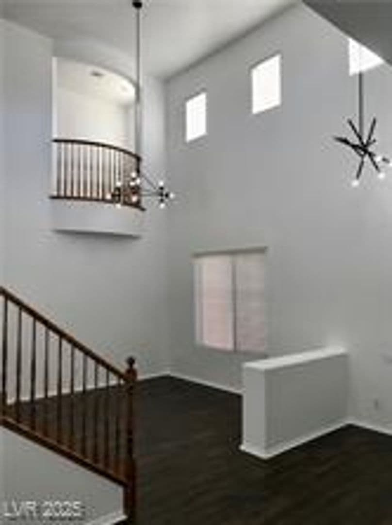 Las Vegas House: 612 El Loro St