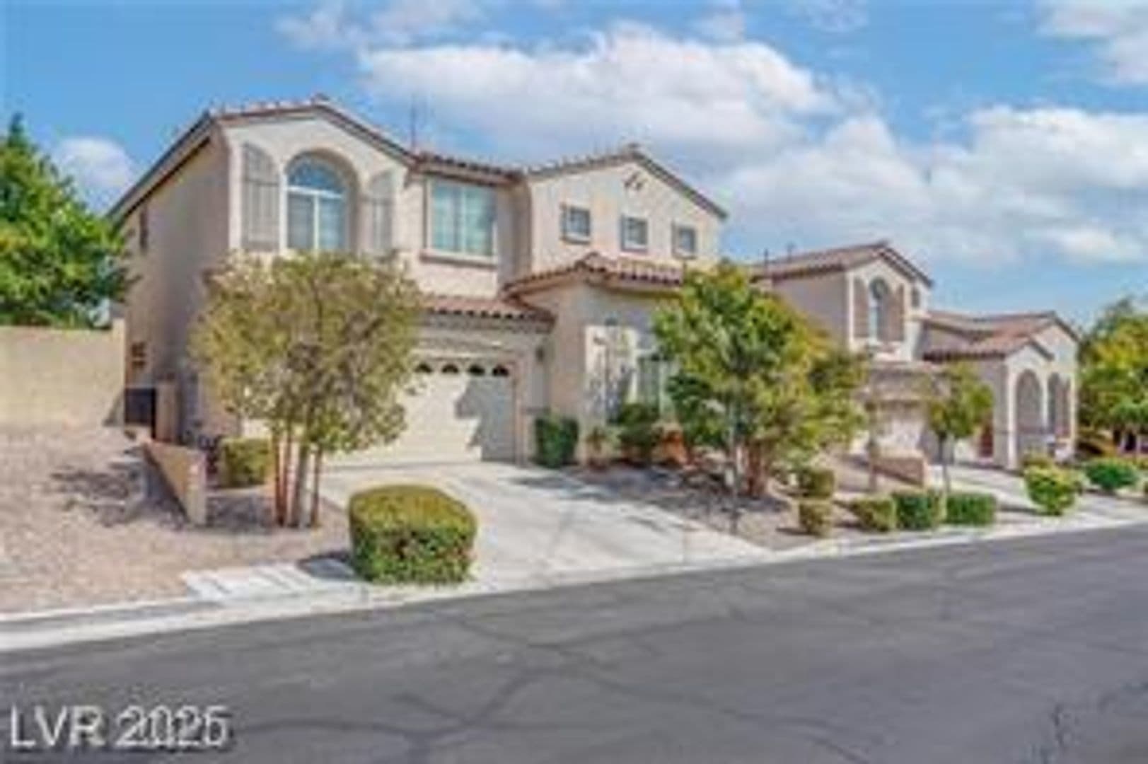 Las Vegas House: 612 El Loro St