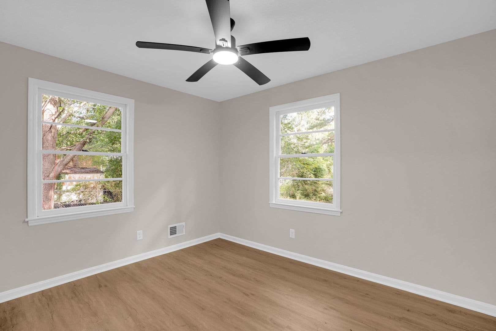 Columbia House: 1623 Long Shadow Ln