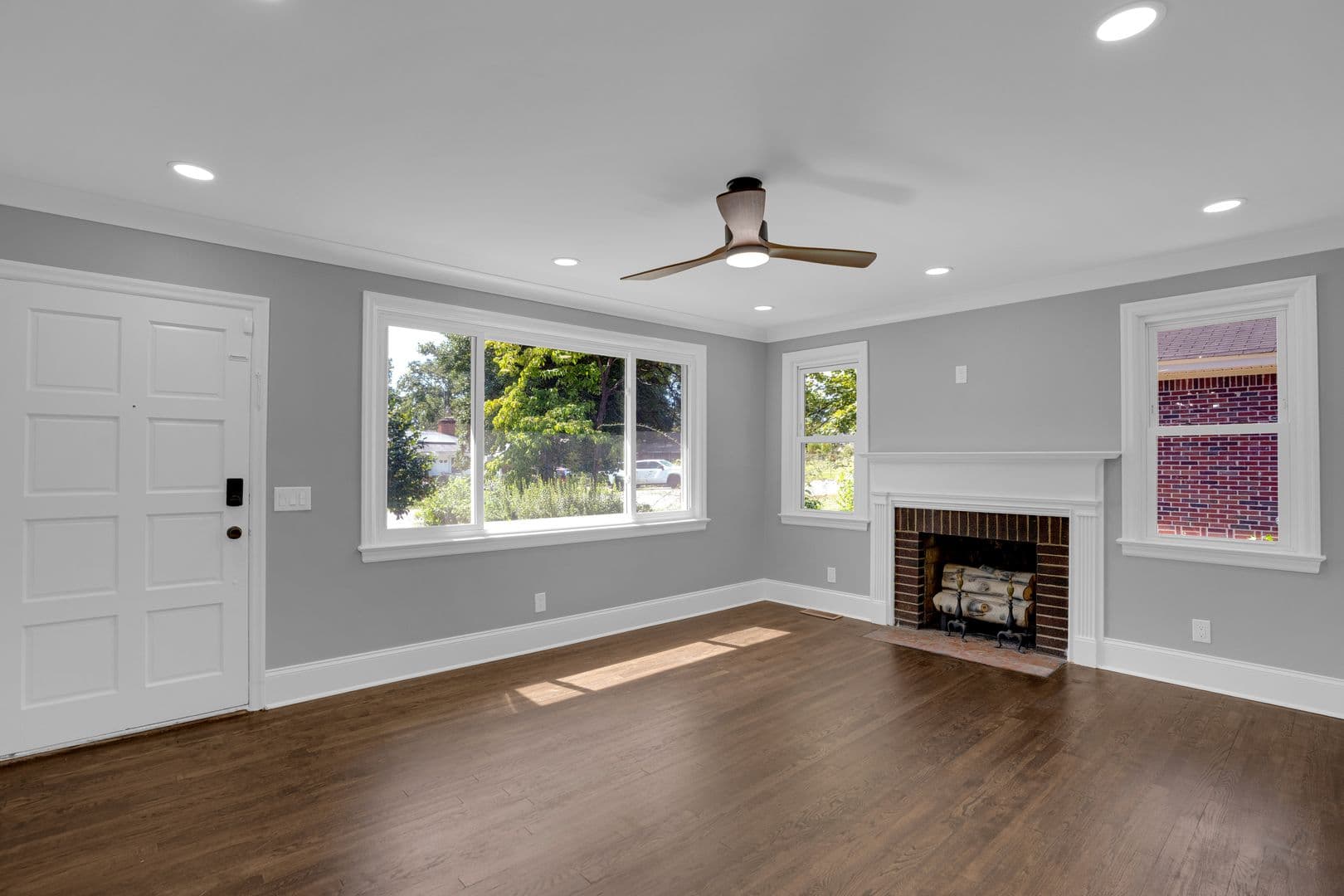 Cayce House: 2837 Elm St.