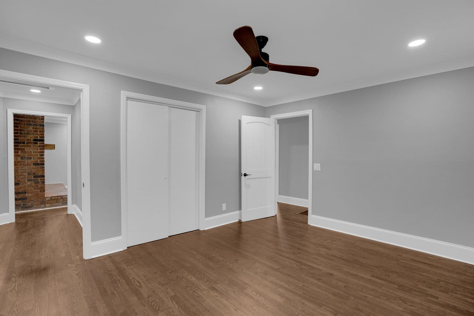 Cayce House: 2837 Elm St.