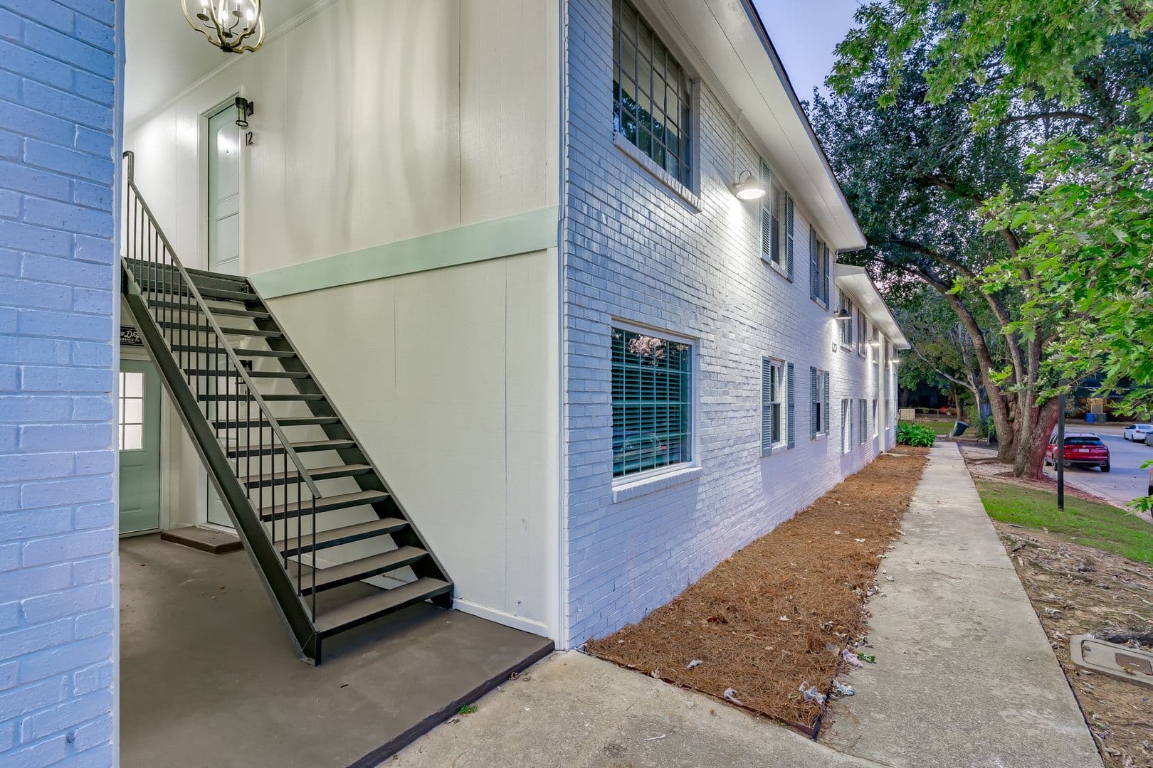 Columbia Apartment: 2915 Hope Ave - 2915-4