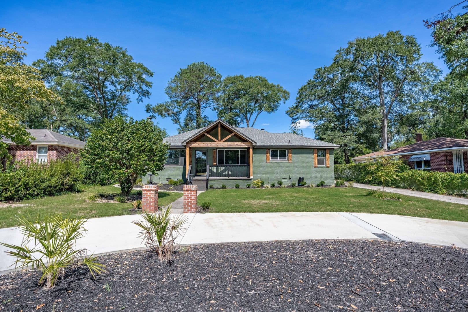 Cayce House: 2837 Elm St.