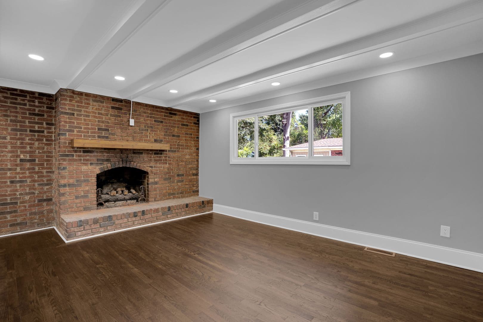 Cayce House: 2837 Elm St.