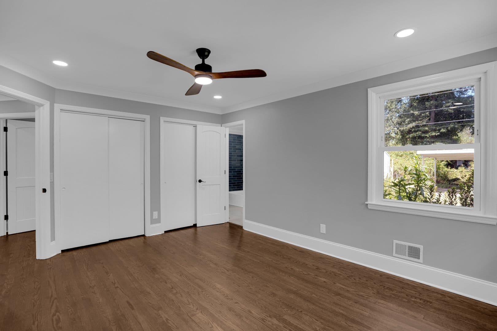 Cayce House: 2837 Elm St.