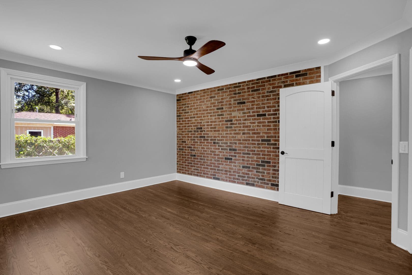 Cayce House: 2837 Elm St.