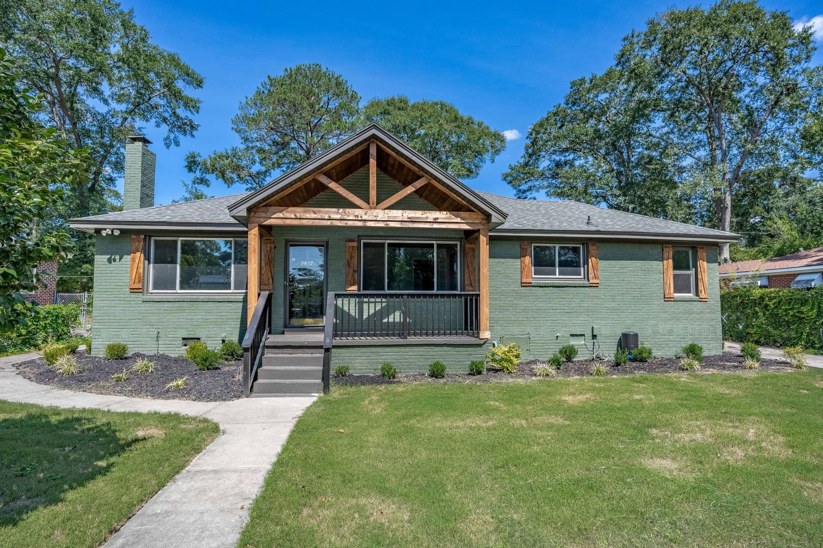 Cayce House: 2837 Elm St.