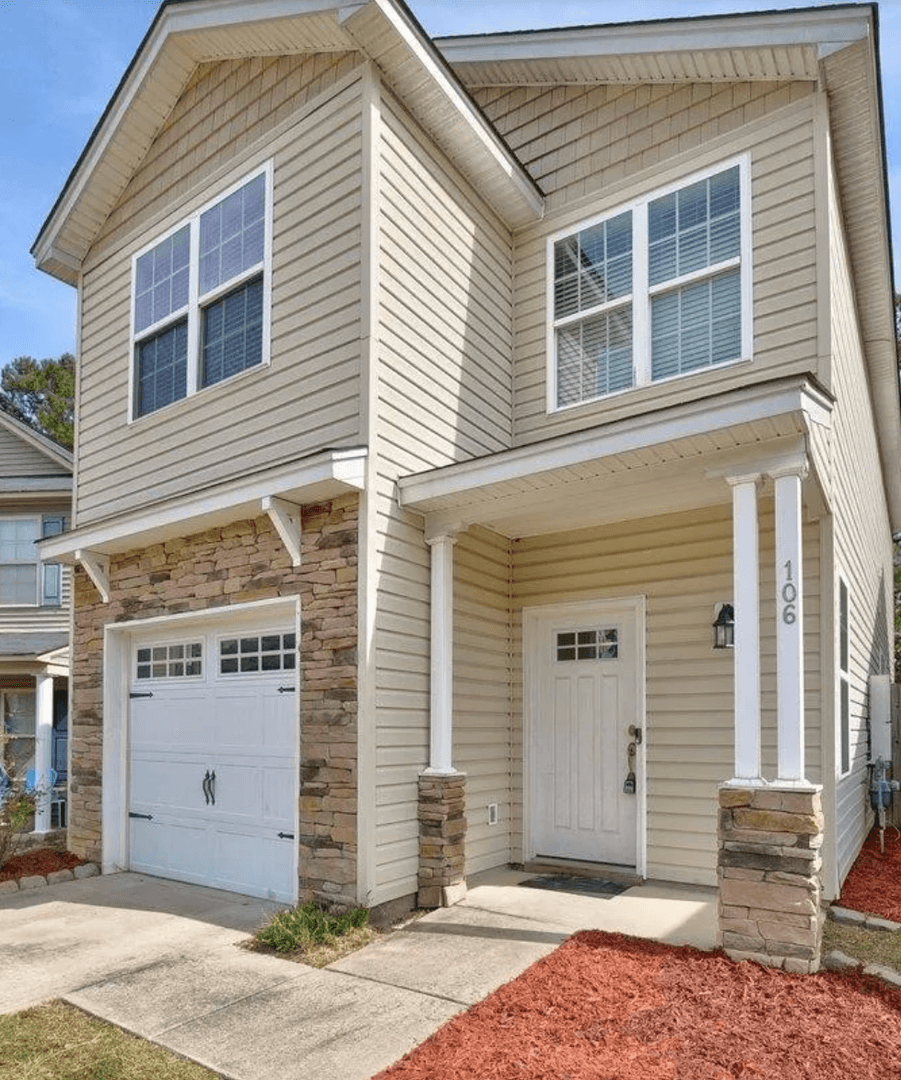 Columbia House: 106 Sageland Place