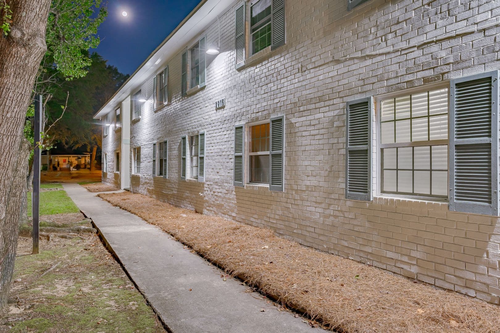 Columbia Apartment: 2915 Hope Ave - 2915-5