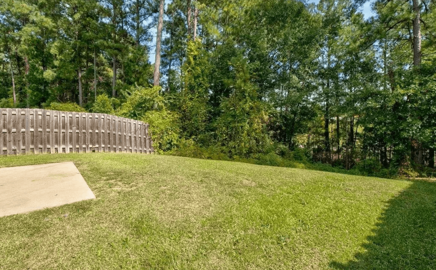 Columbia House: 106 Sageland Place