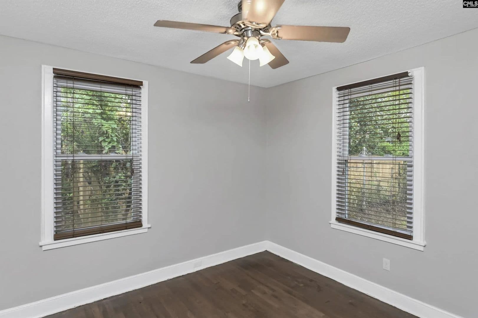 Columbia Townhome: 1013 Price Avenue