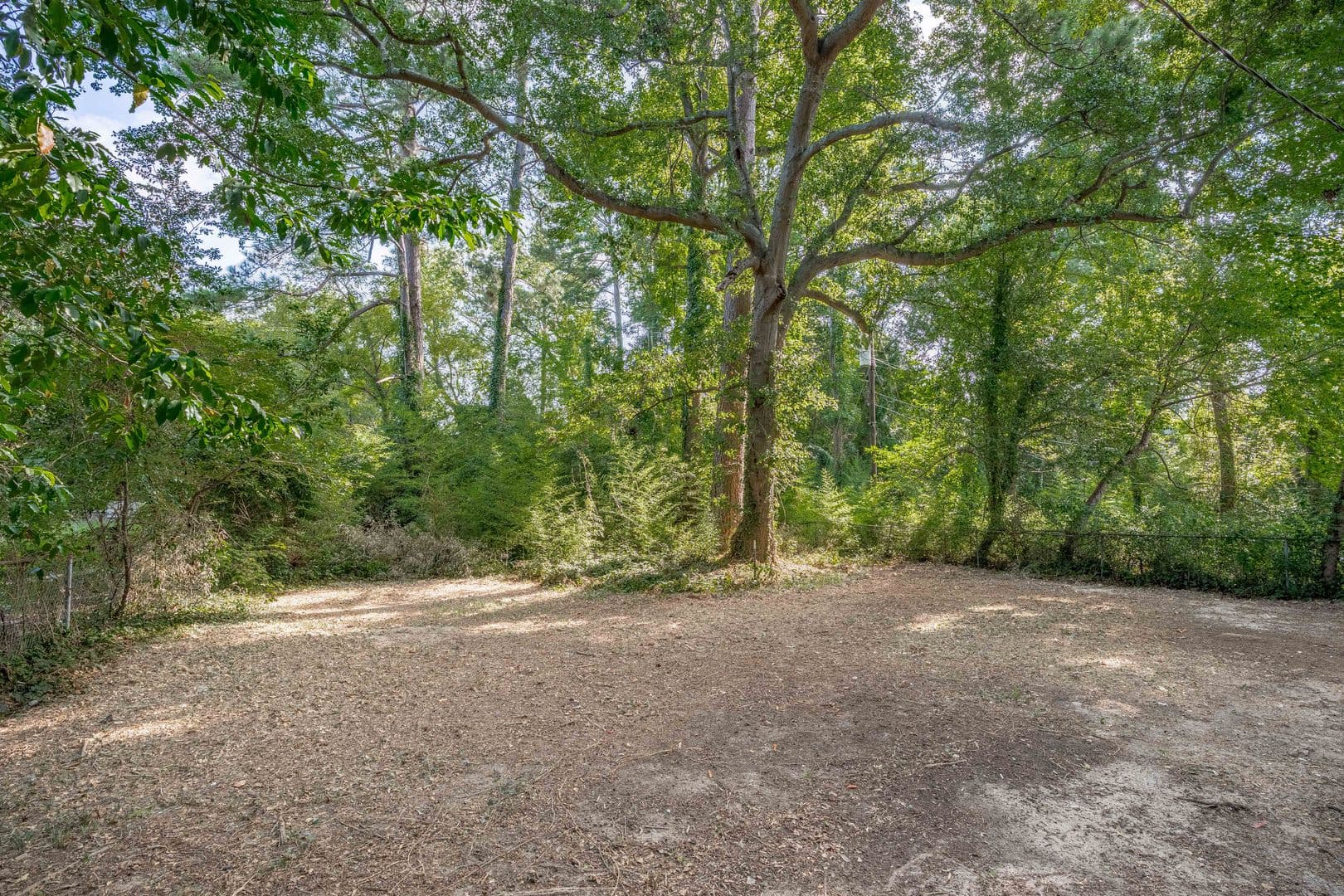 Columbia House: 1623 Long Shadow Ln