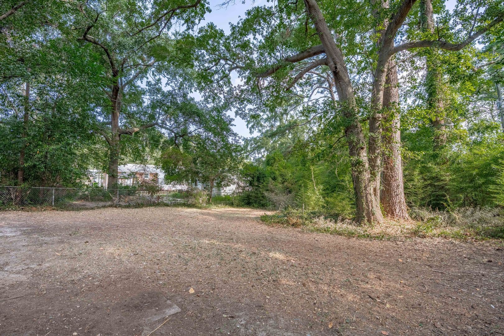 Columbia House: 1623 Long Shadow Ln