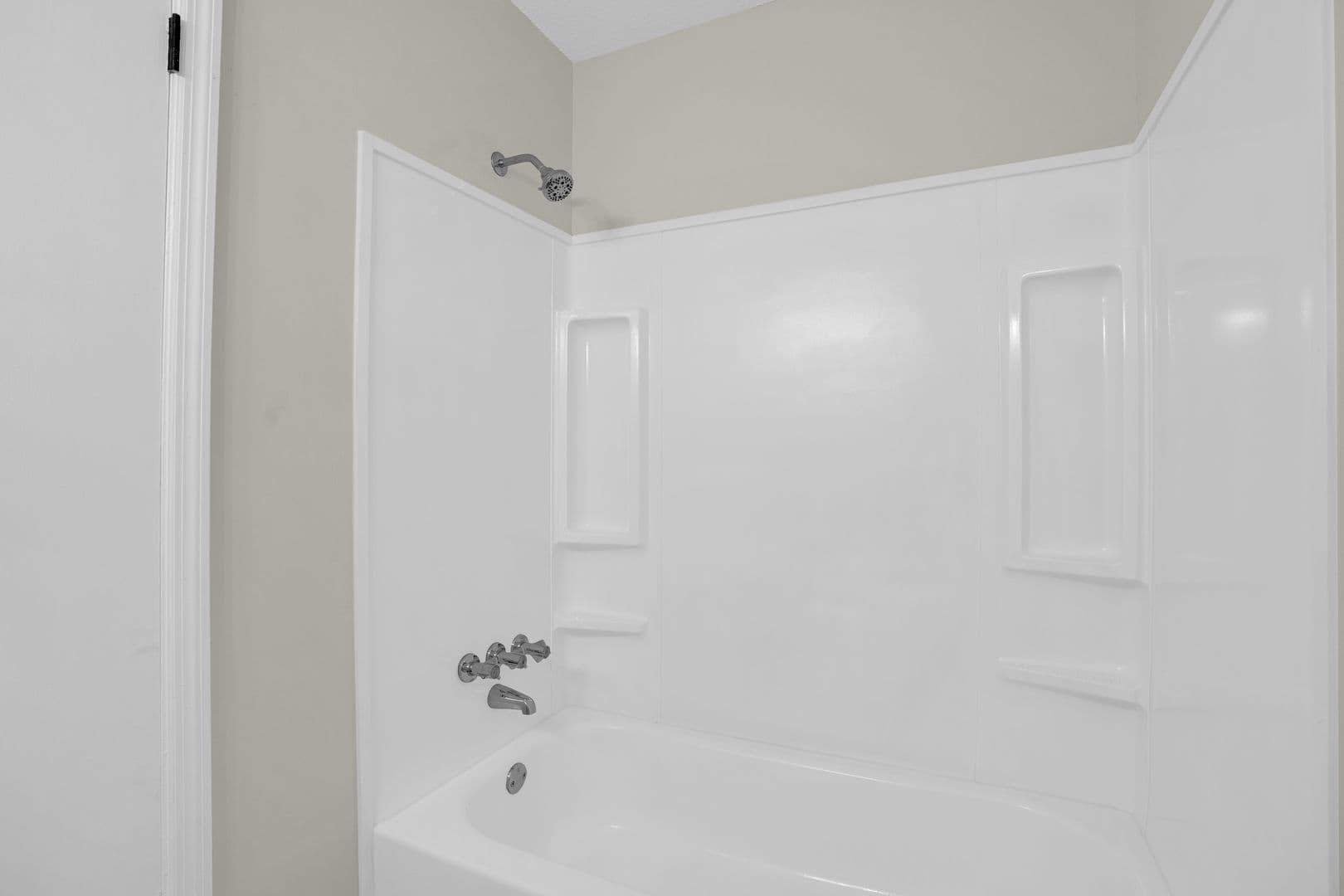 Columbia House: 1623 Long Shadow Ln