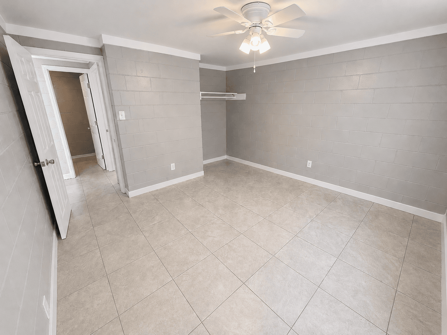 Columbia Multiplex: 2201 Washington St.  - Unit B