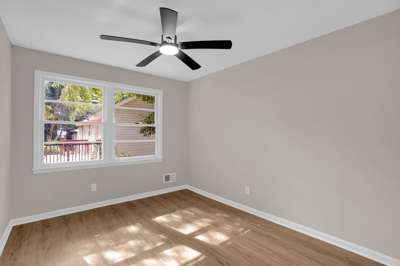 Columbia House: 1623 Long Shadow Ln