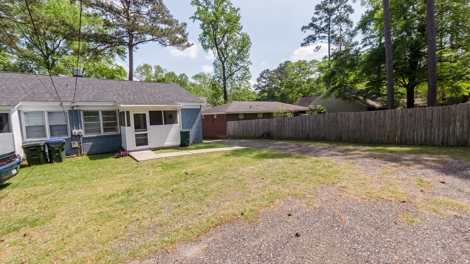 Columbia Multiplex: 1421 Colin Kelly Dr.