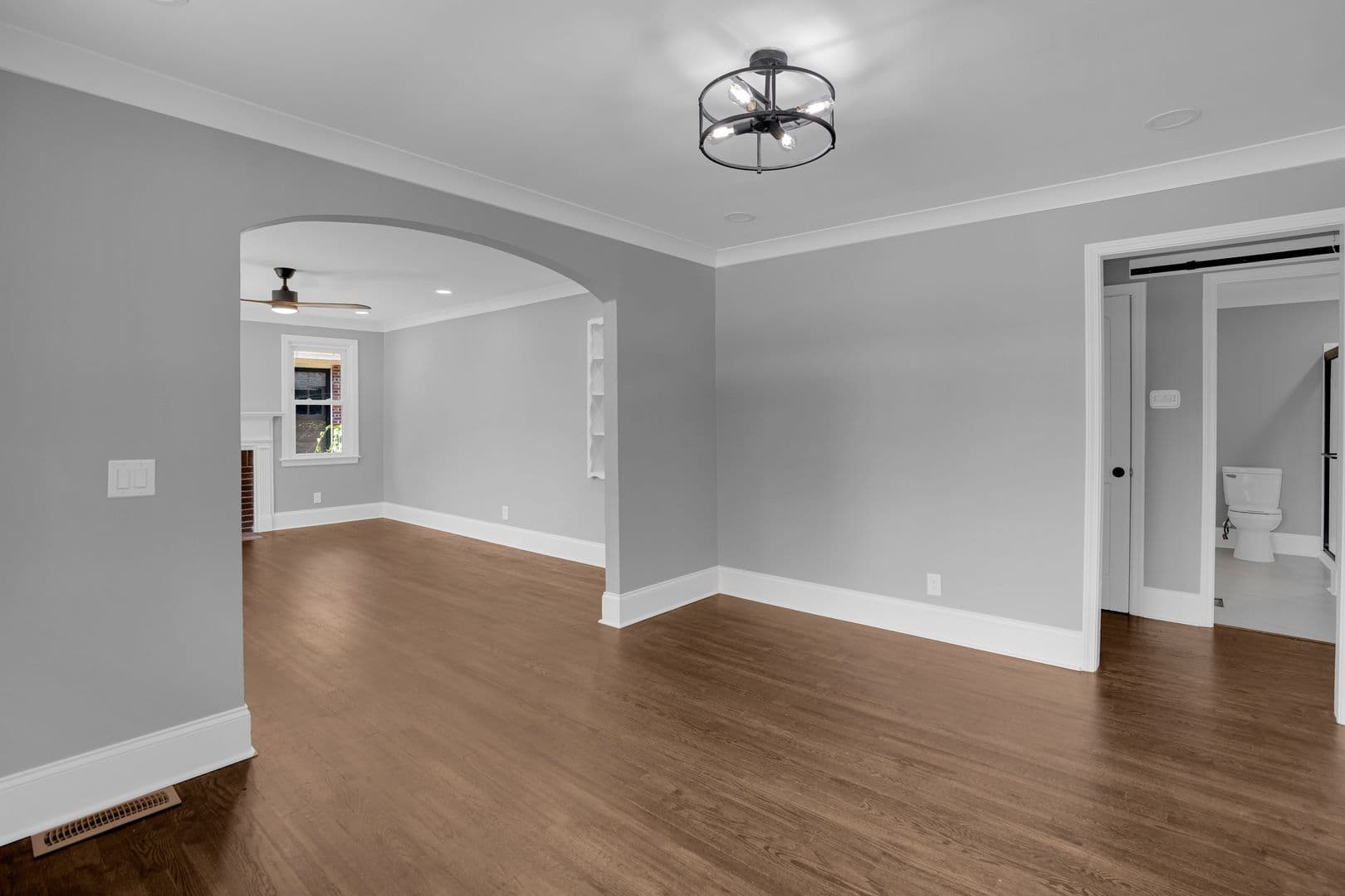 Cayce House: 2837 Elm St.