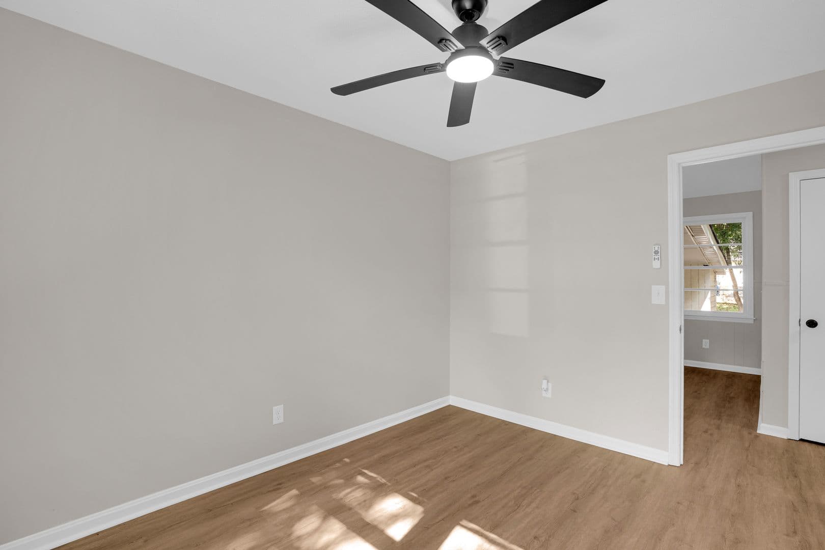 Columbia House: 1623 Long Shadow Ln