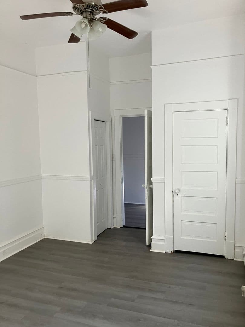 Lancaster Apartment: 430-432 East Orange Street