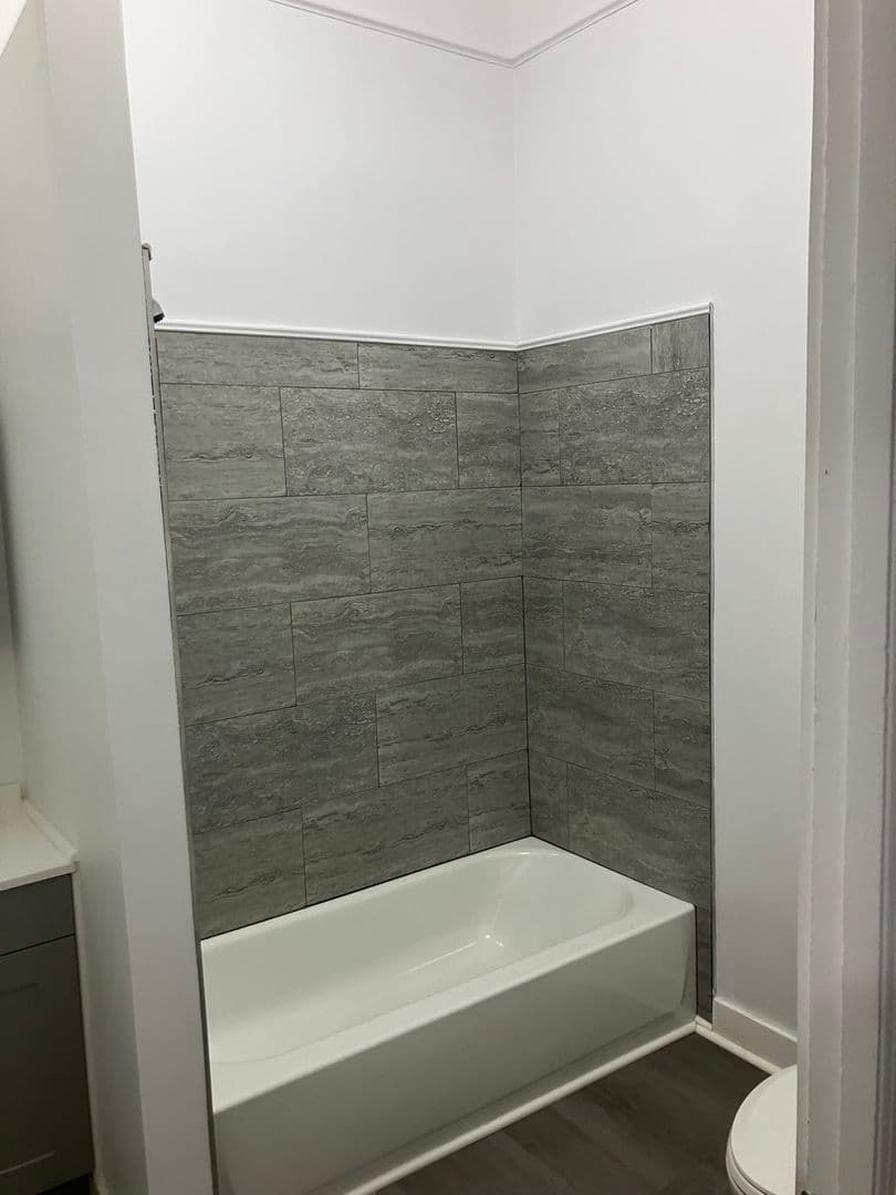 Lancaster Apartment: 430-432 East Orange Street