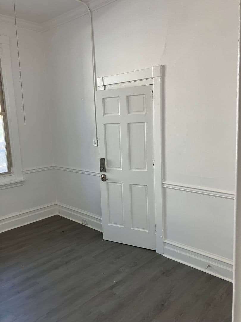 Lancaster Apartment: 430-432 East Orange Street