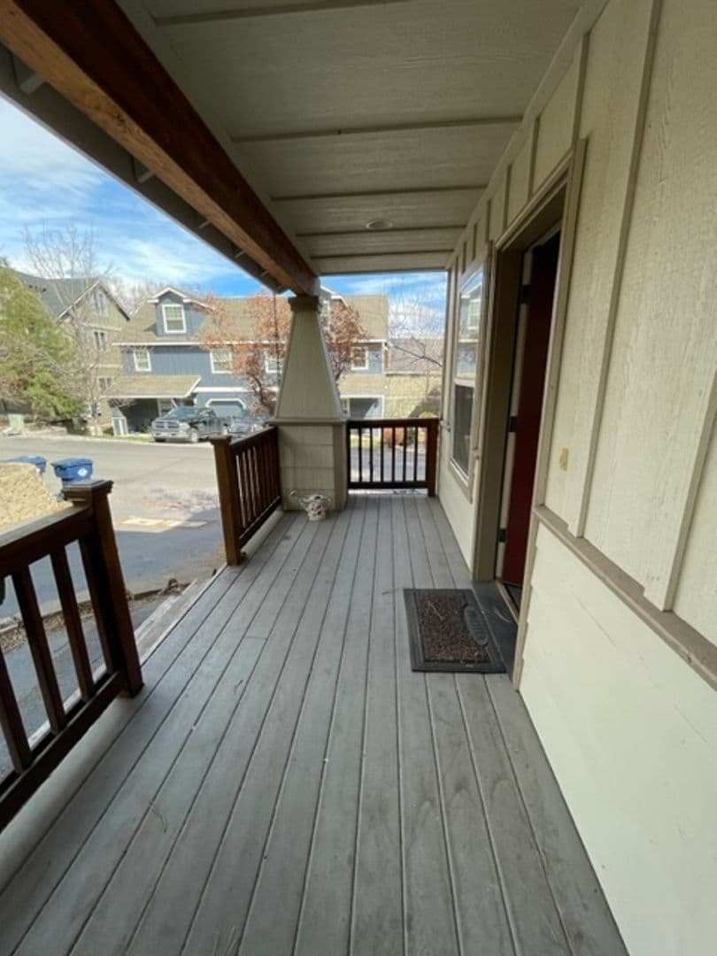 Bend Apartment: 1743 NE Lotus Drive