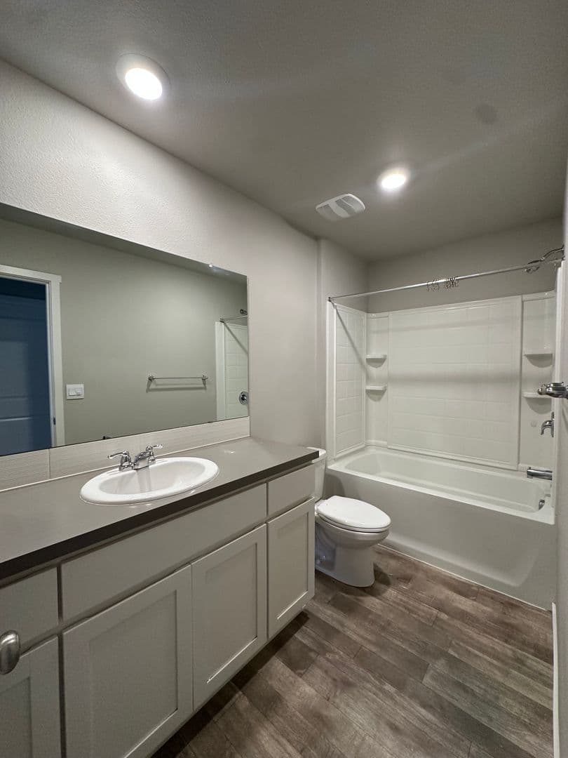 Bend House: 20629 SE Gemstone Ave